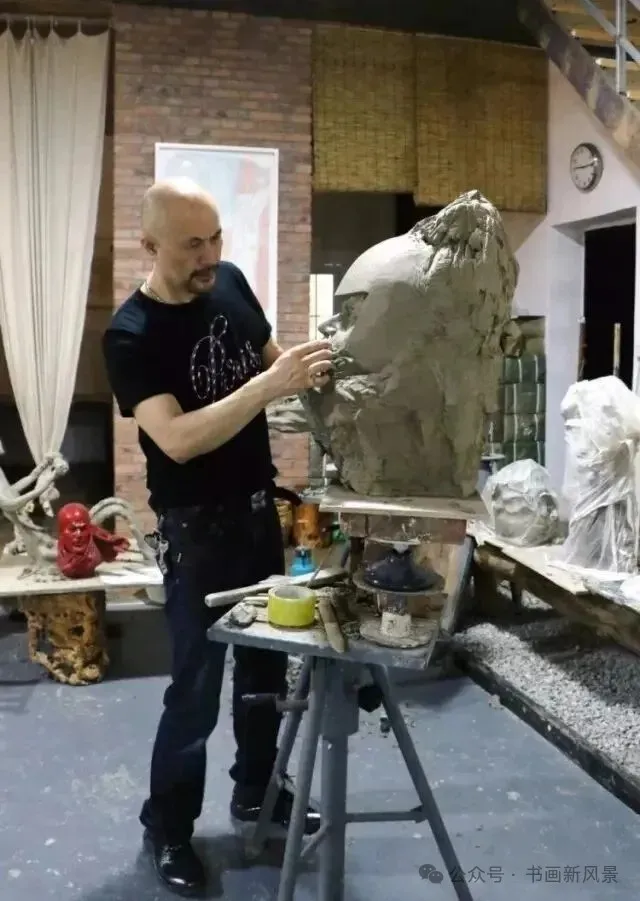 风月片之王徐锦江的画，网友：超过大多数央美教授了！